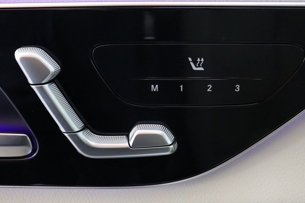 Certified 2025 Mercedes-Benz GLC 300 4MATIC image 5