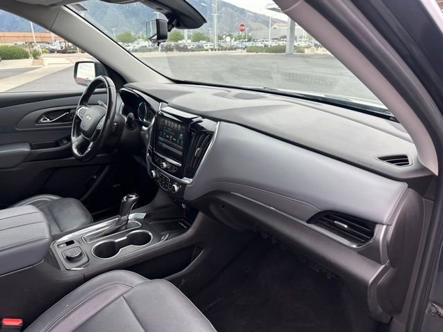 Used 2018 Chevrolet Traverse Premier AWD/4WD image 21