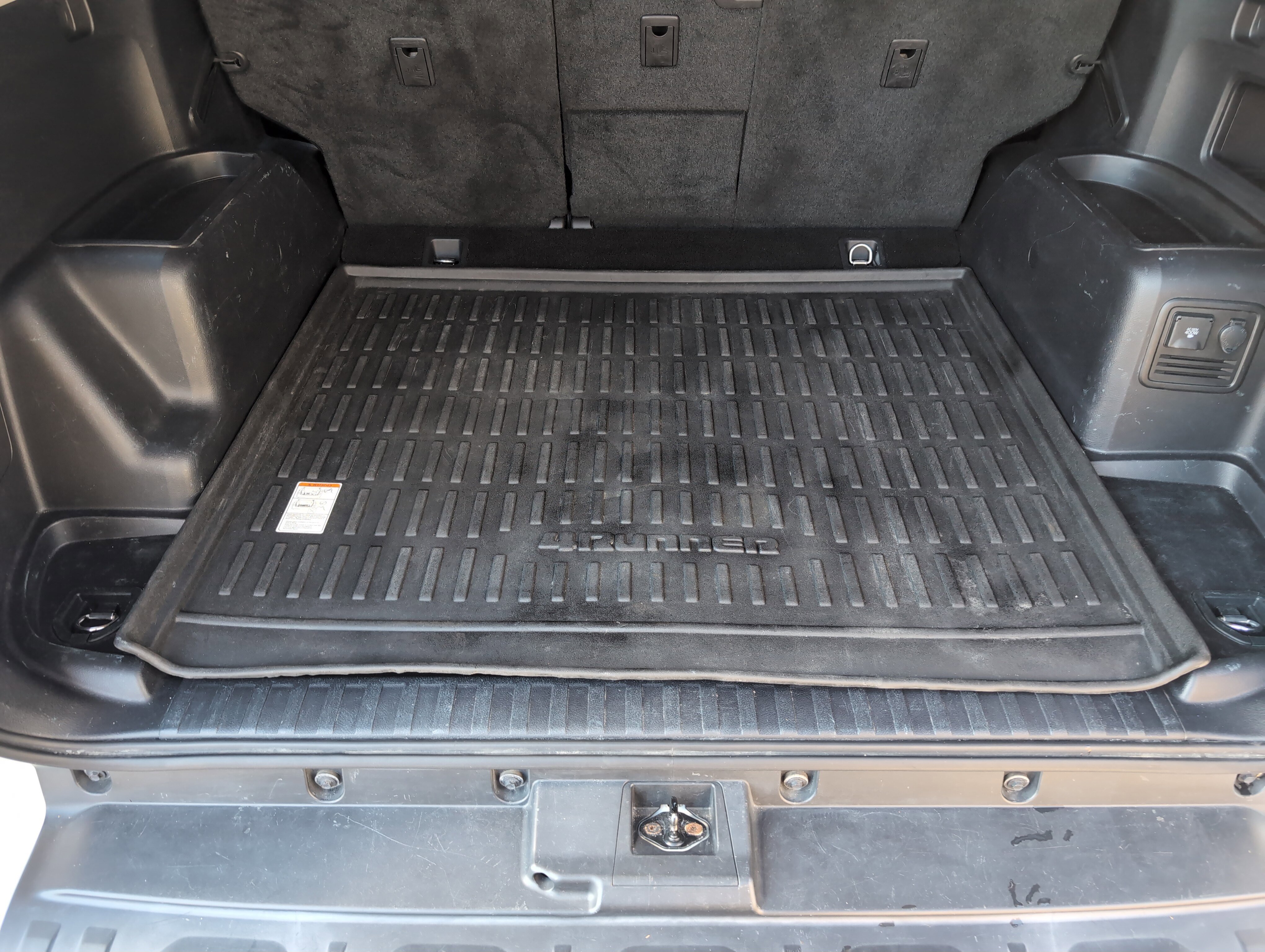 Certified 2020 Toyota 4Runner SR5 image 30