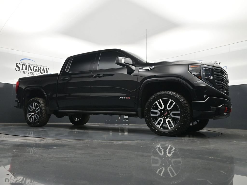 Used 2024 GMC Sierra 1500 AT4 w/ Technology Package image 17