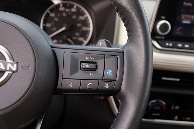 Certified 2024 Nissan Rogue SV w/ SV Premium Package AWD/4WD image 14