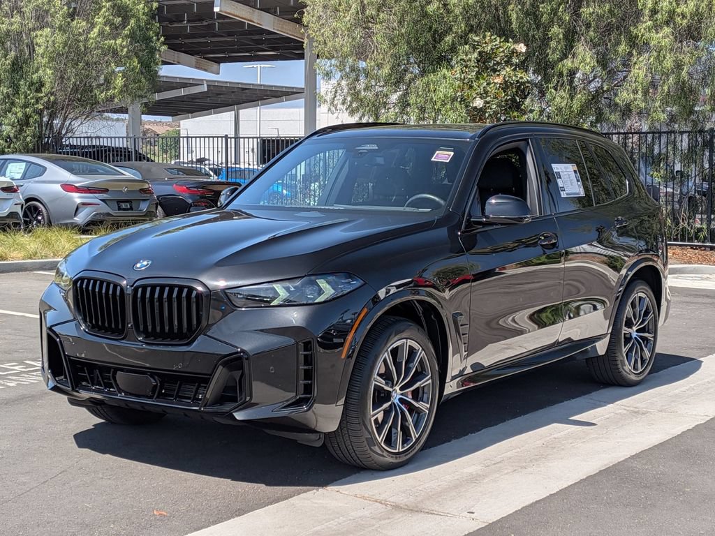 Used 2024 BMW X5 sDrive40i w/ M Sport Package RWD image 2