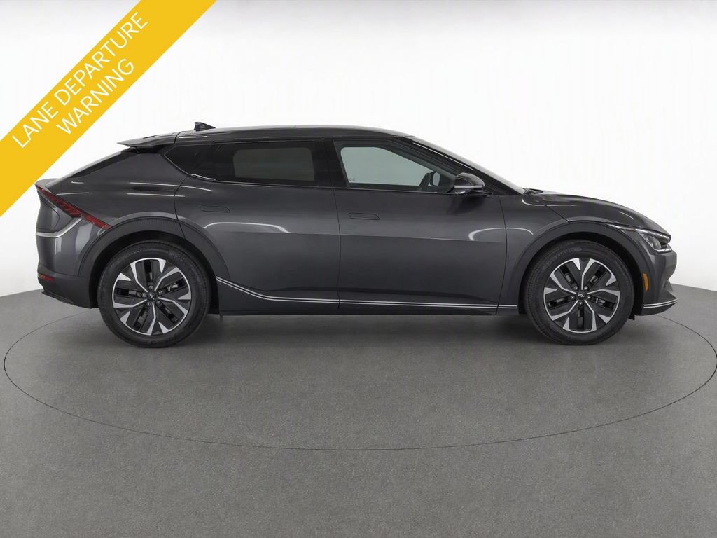 Certified 2024 Kia EV6 Light AWD/4WD image 9