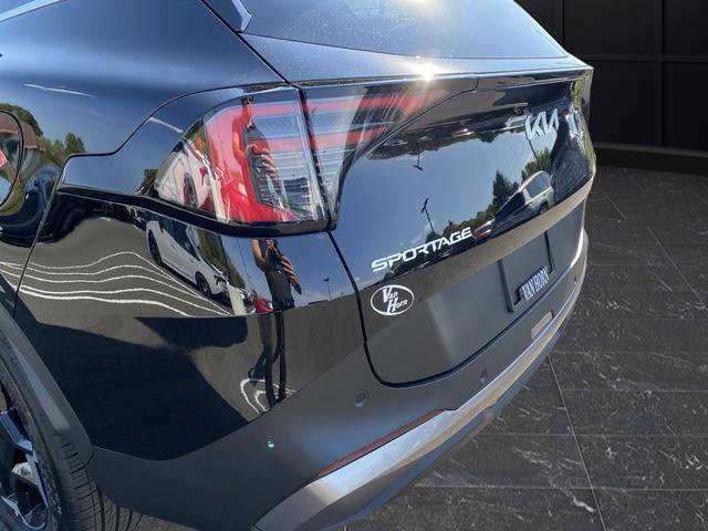 New 2026 Kia Sportage EX image 38