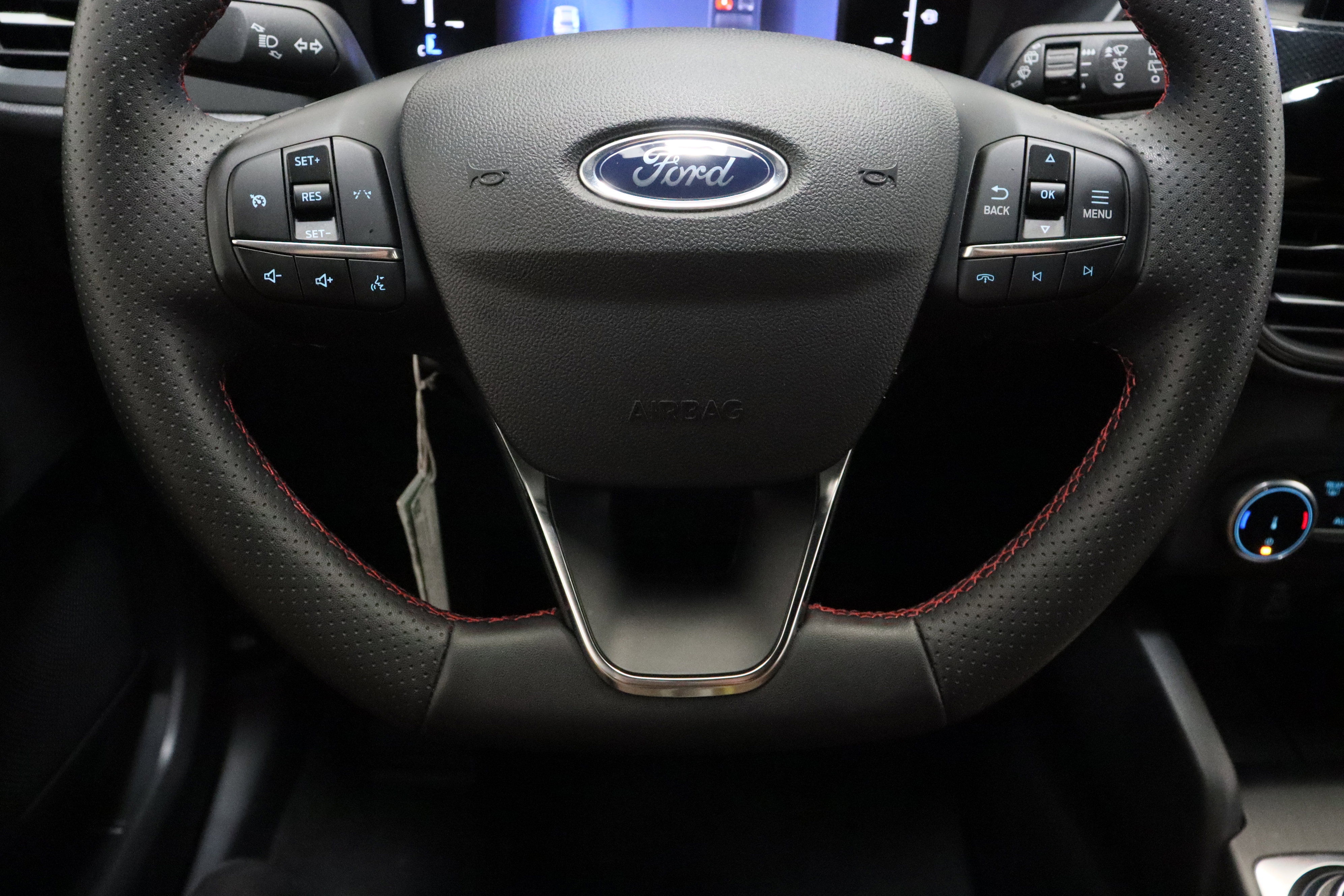 Used 2025 Ford Escape ST-Line w/ Equipment Group 301A FWD image 24