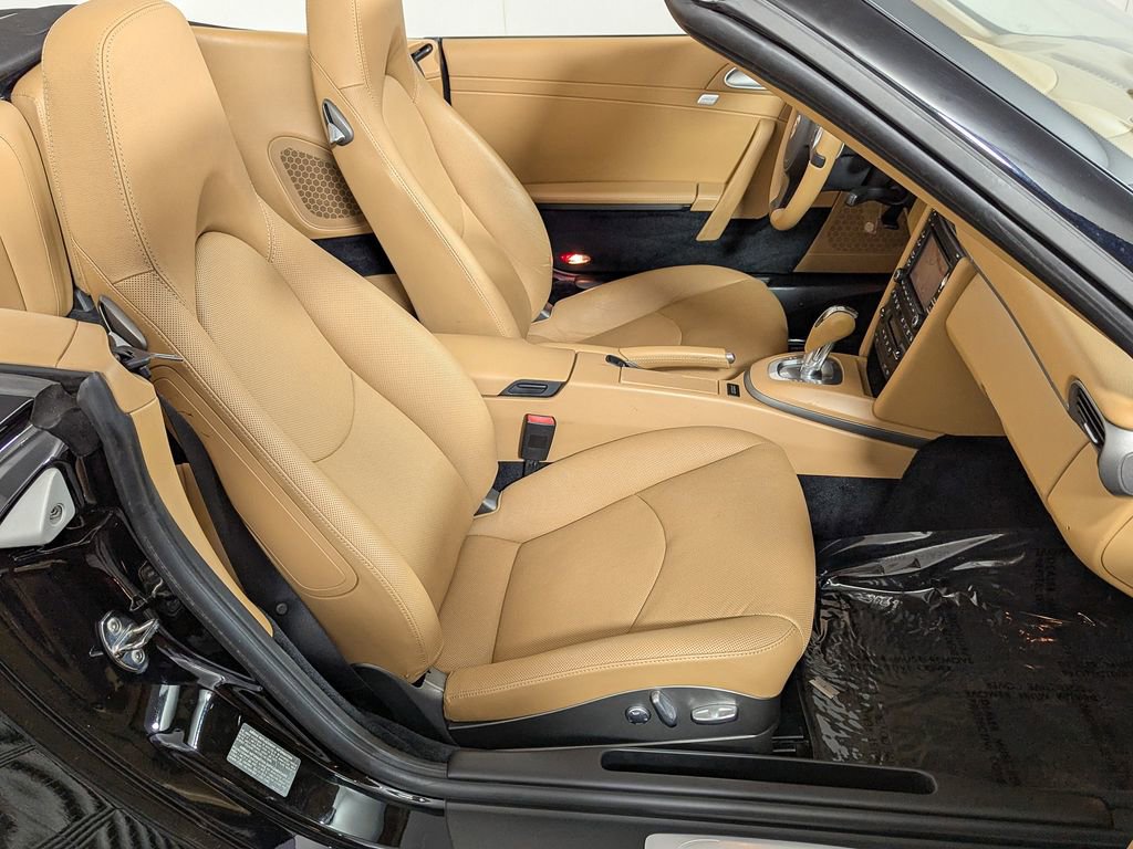 Used 2011 Porsche 911 Carrera RWD image 26