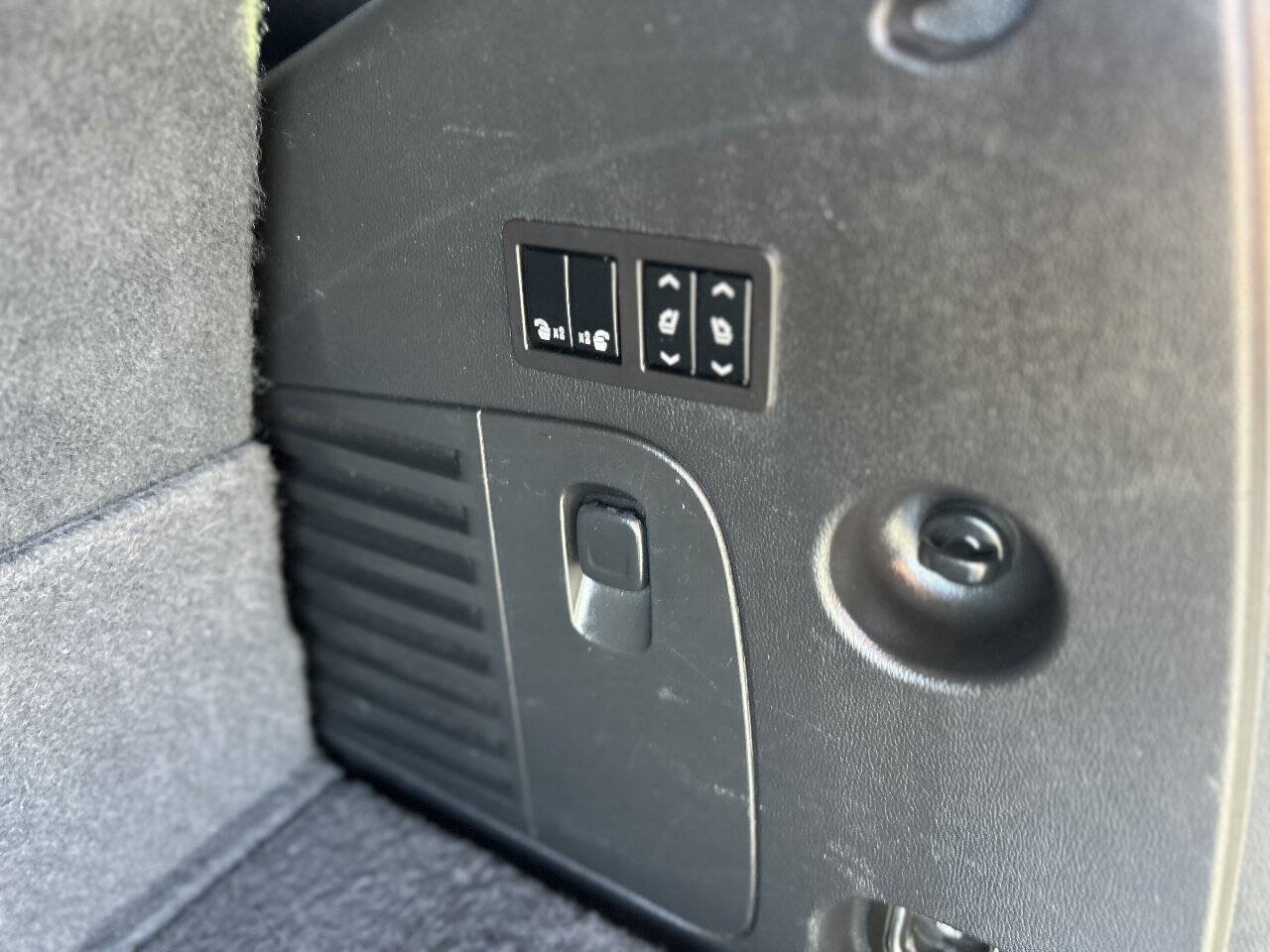 Used 2017 GMC Yukon SLT RWD image 20