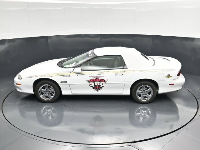 Used 1999 Chevrolet Camaro Z28 RWD image 36