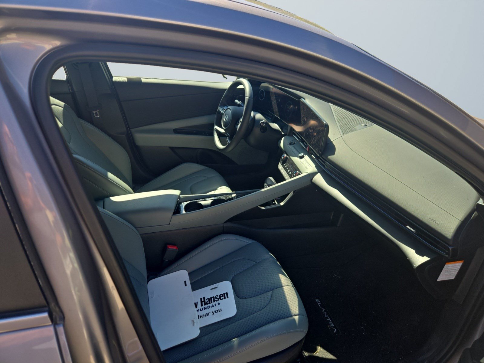 Certified 2025 Hyundai Elantra Limited FWD image 18