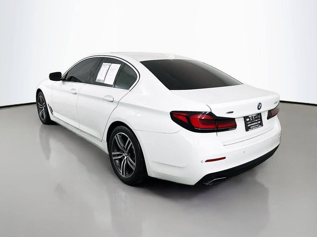 Used 2021 BMW 530i xDrive w/ Premium Package image 5