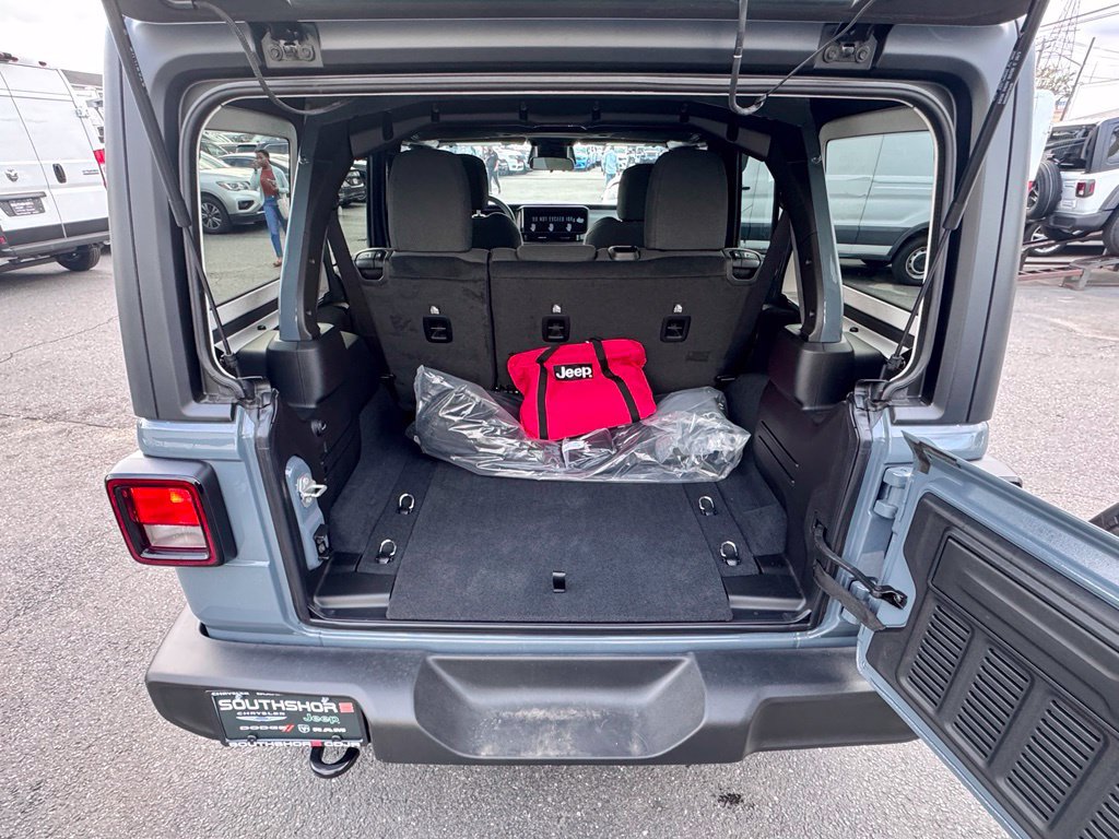 New 2026 Jeep Wrangler Unlimited Sport AWD/4WD image 7