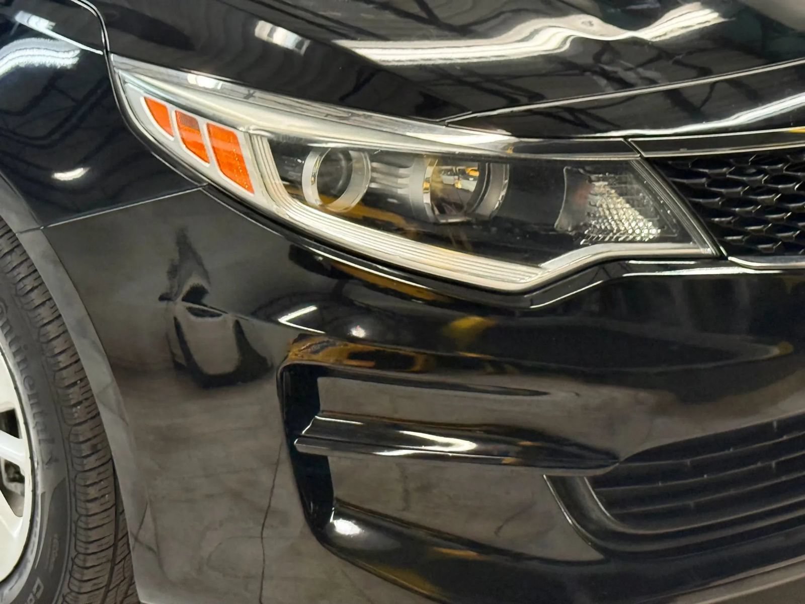 Used 2016 Kia Optima LX w/ LX Convenience Package FWD image 4