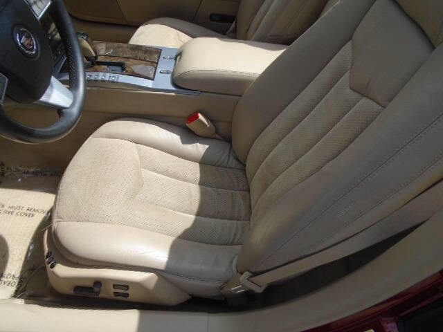 Used 2009 Cadillac XLR V RWD image 10