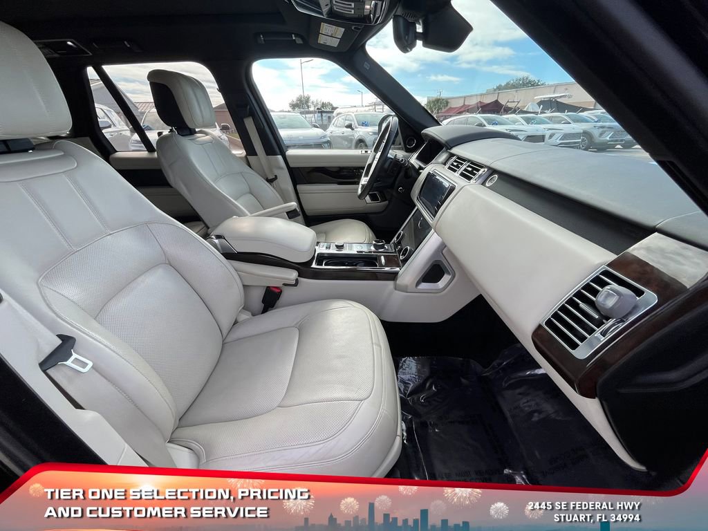 Used 2020 Land Rover Range Rover HSE image 20