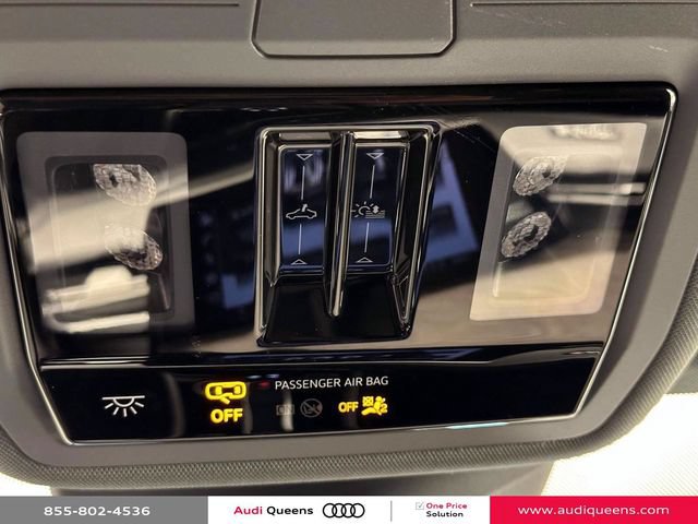Certified 2022 Audi Q4 e-tron Prestige AWD/4WD image 34