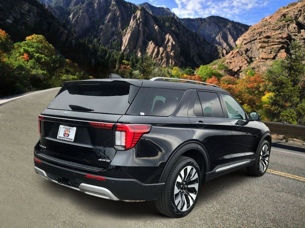 Used 2025 Ford Explorer Platinum w/ LUX Leather Package image 3