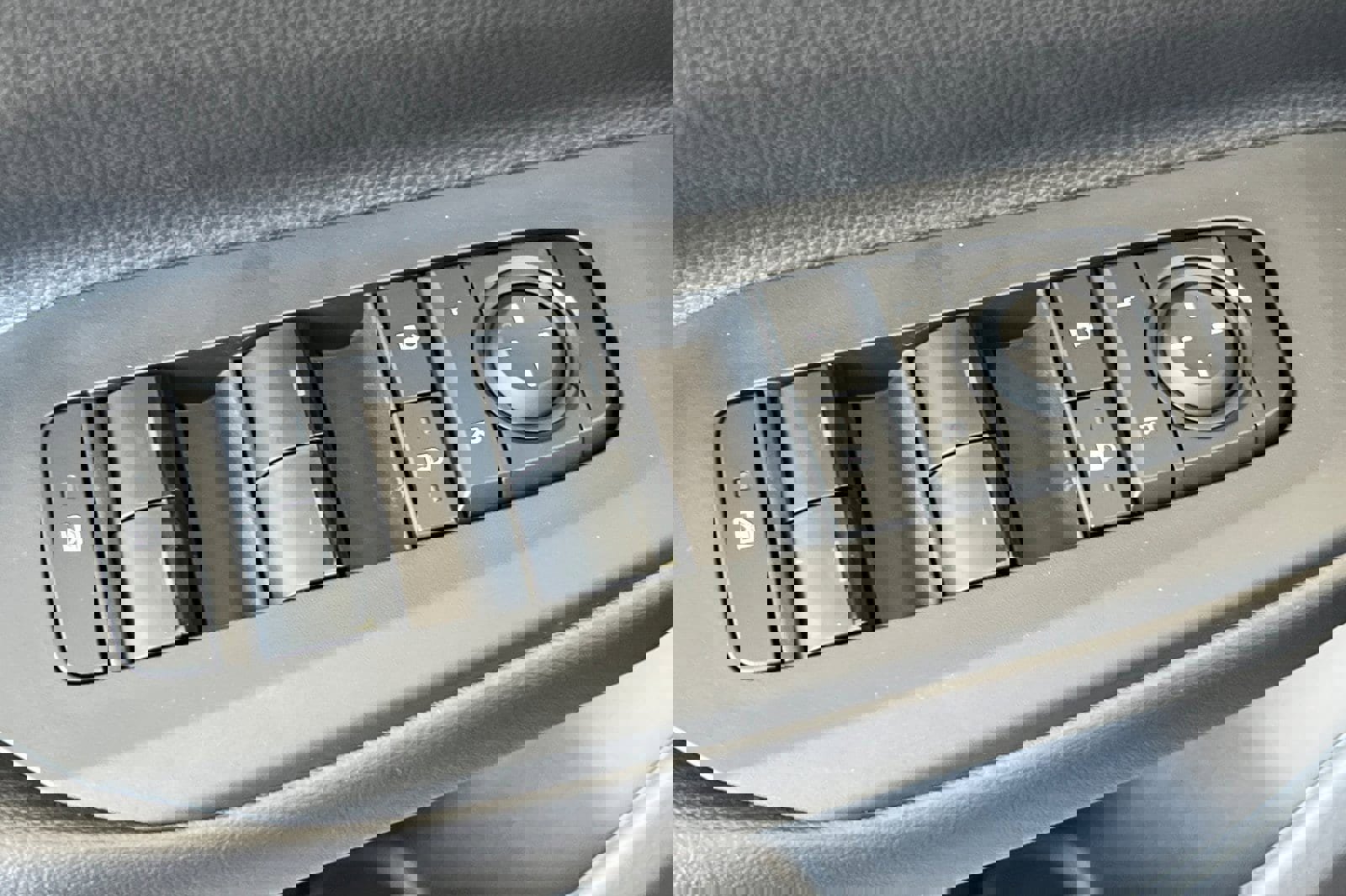 New 2026 Toyota Prius Plug-In Hybrid image 11