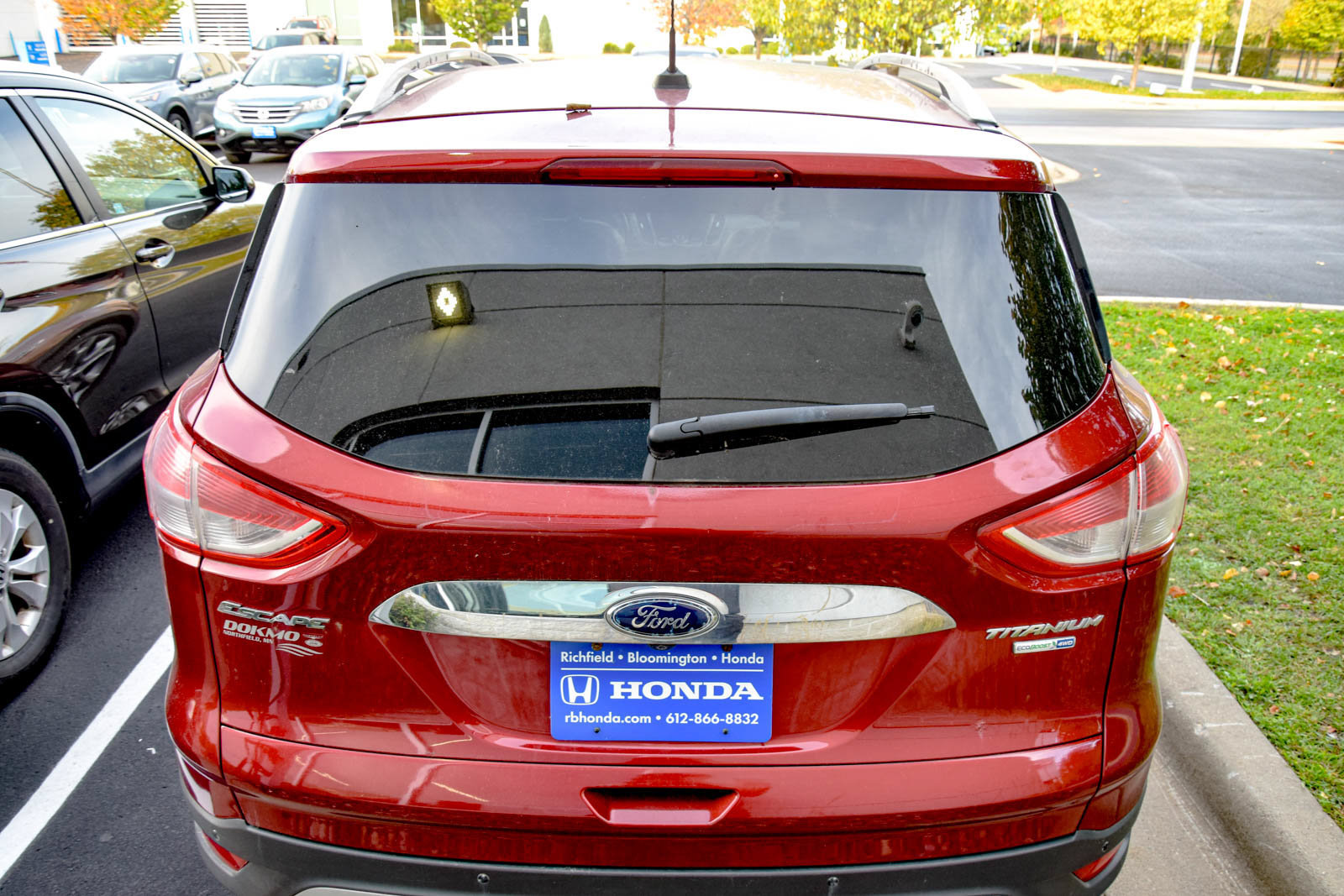 Used 2014 Ford Escape Titanium AWD/4WD image 16