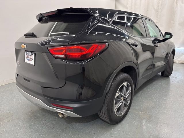 Used 2025 Chevrolet Blazer LT FWD image 8