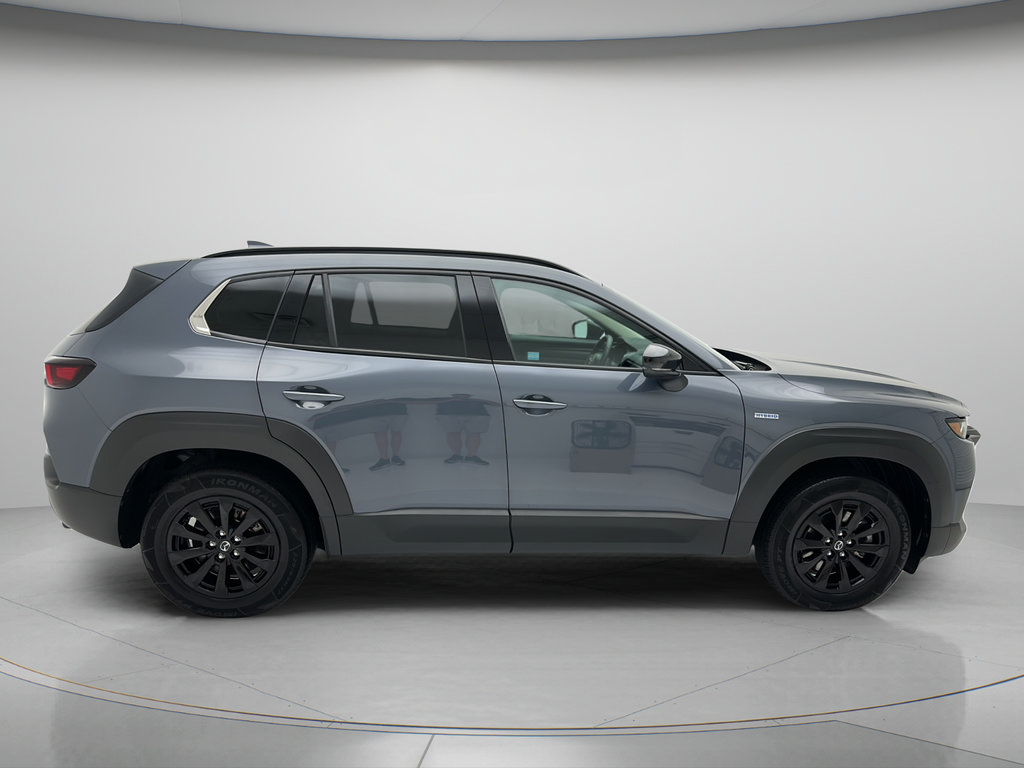Used 2025 MAZDA CX-50 AWD 2.5 Hybrid w/ Premium Pkg image 6