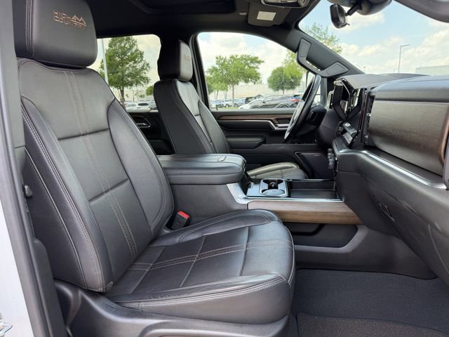 Used 2024 Chevrolet Silverado 2500 High Country w/ High Country Premium Package AWD/4WD image 30