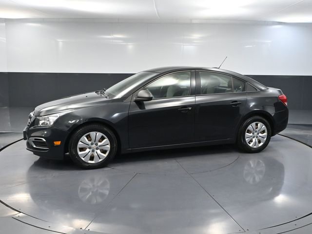 Used 2015 Chevrolet Cruze LS FWD image 9