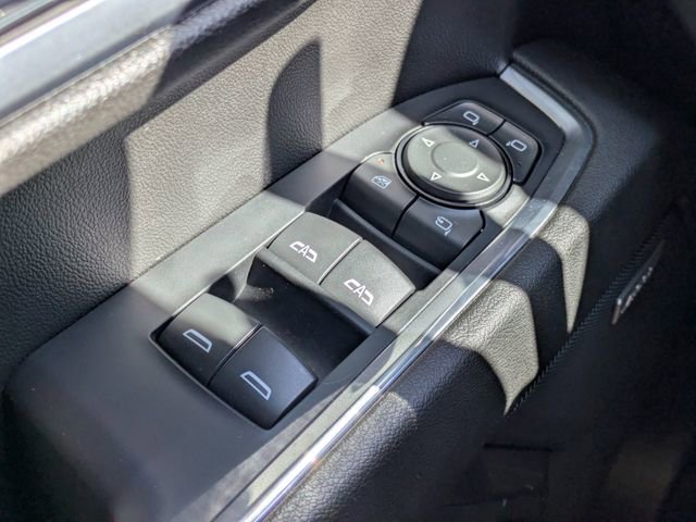 Used 2024 GMC Sierra 1500 SLT w/ SLT Convenience Package RWD image 30