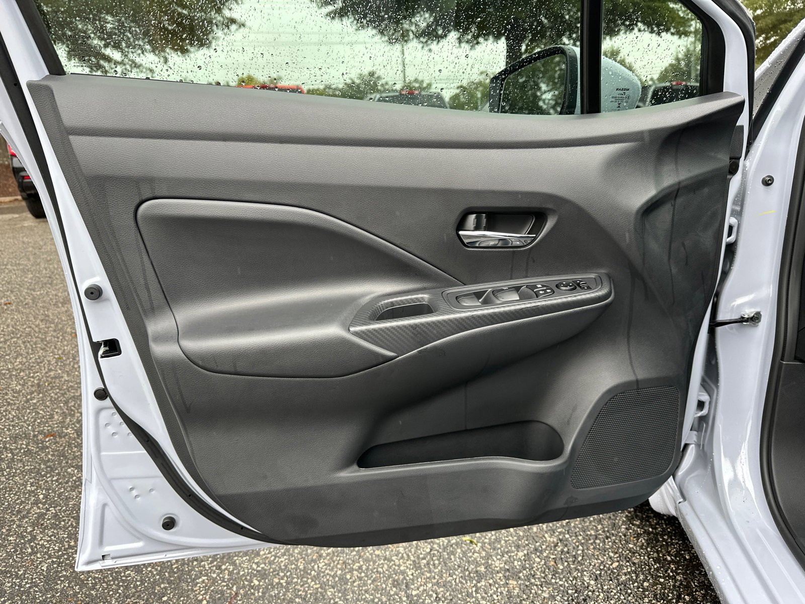 New 2025 Nissan Versa SV w/ Trunk Package image 10