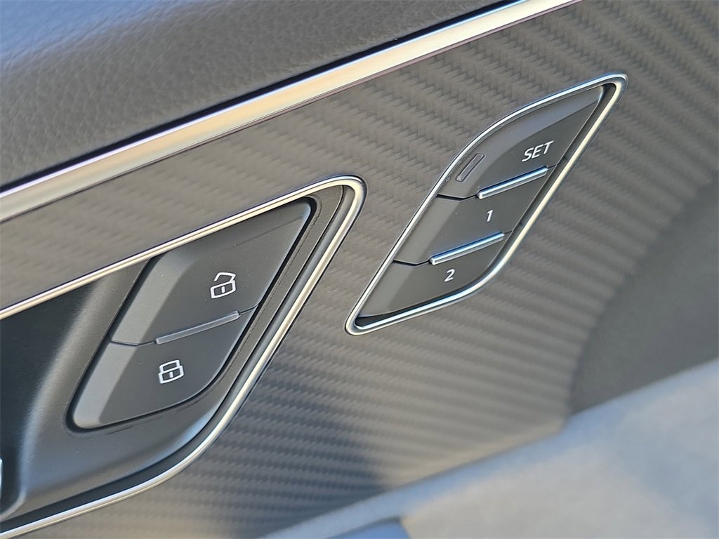 Used 2025 Audi SQ7 Premium Plus image 26