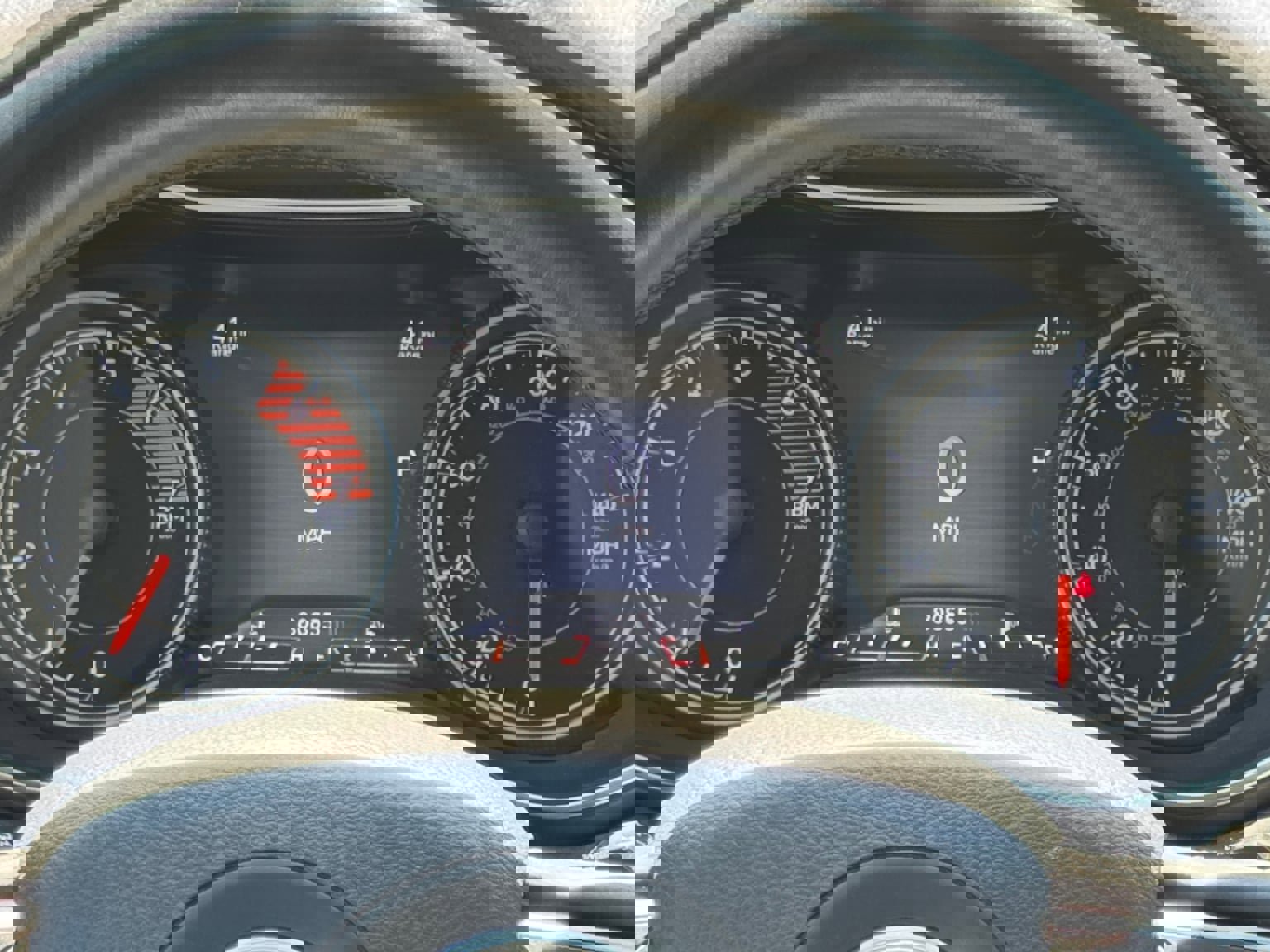 Used 2019 Jeep Cherokee Limited image 14