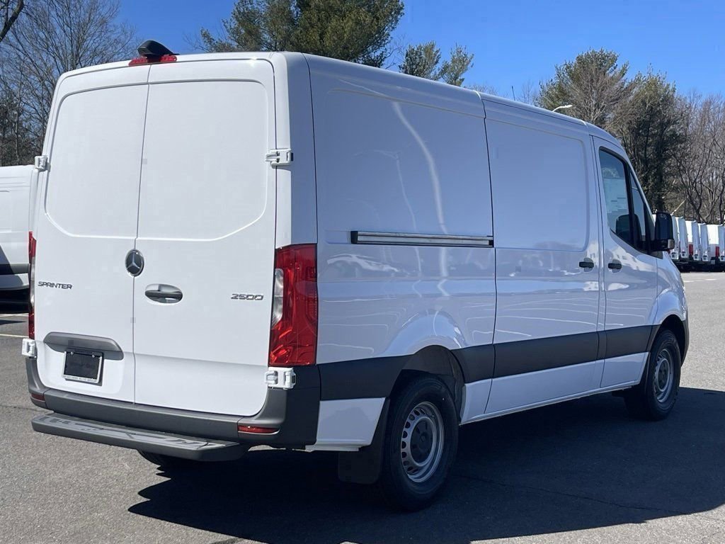 New 2026 Mercedes-Benz Sprinter 2500 image 7