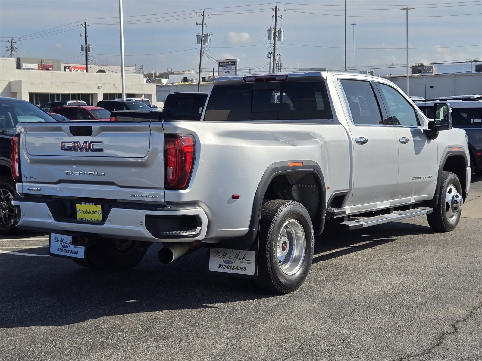 Used 2022 GMC Sierra 3500 Denali image 4