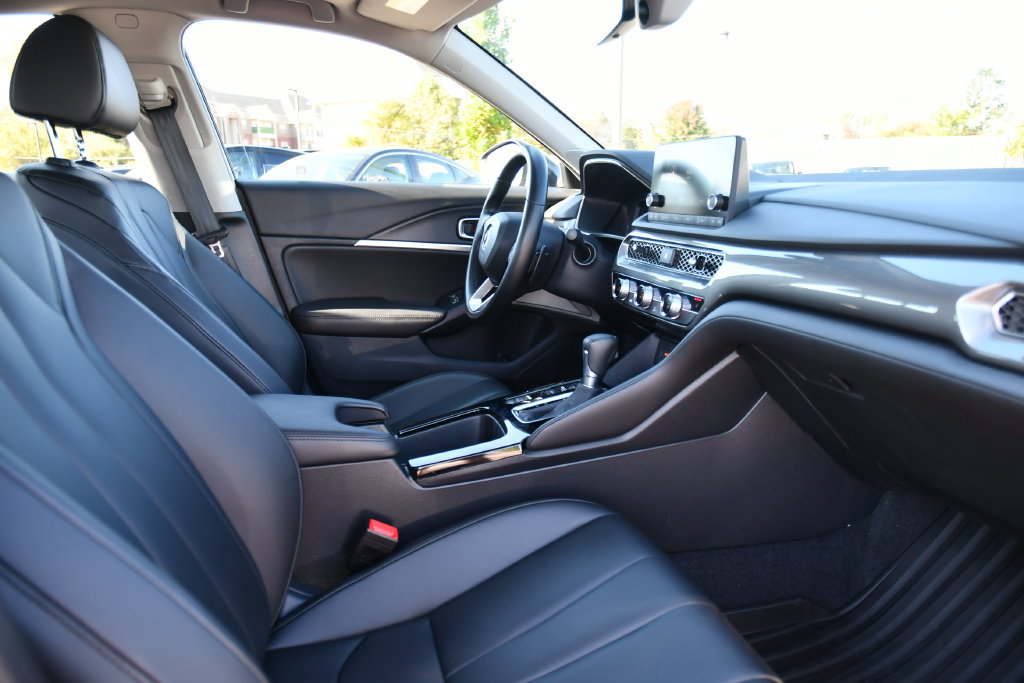 Used 2025 Acura Integra FWD image 38