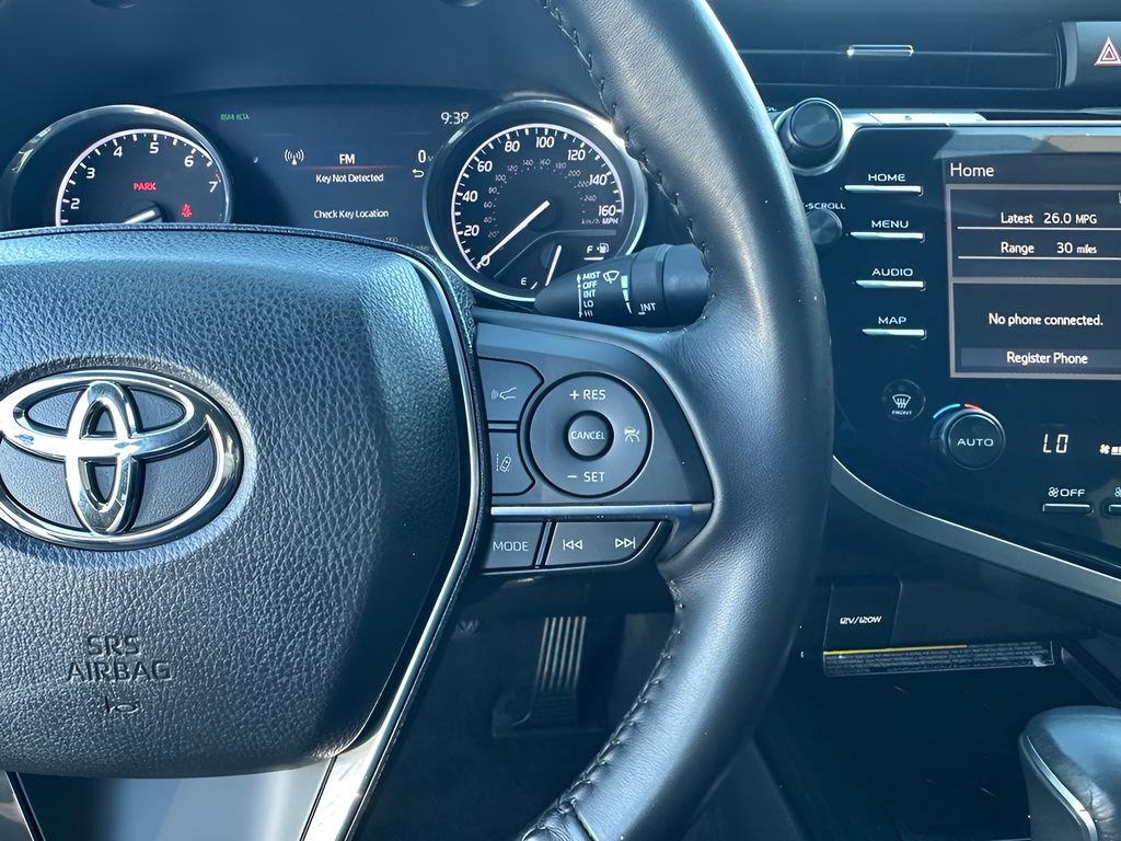 Used 2019 Toyota Camry XLE image 16