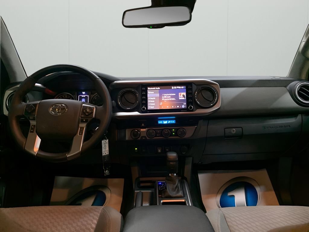 Used 2022 Toyota Tacoma SR5 image 15