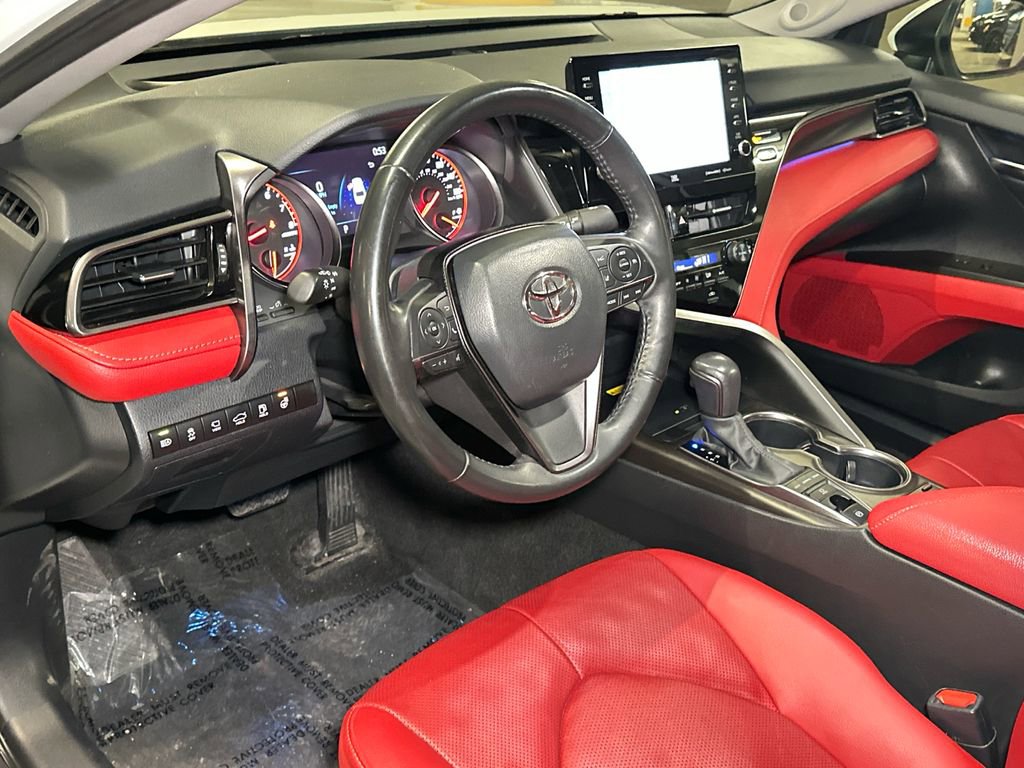 Used 2024 Toyota Camry XSE w/ Navigation Package image 18