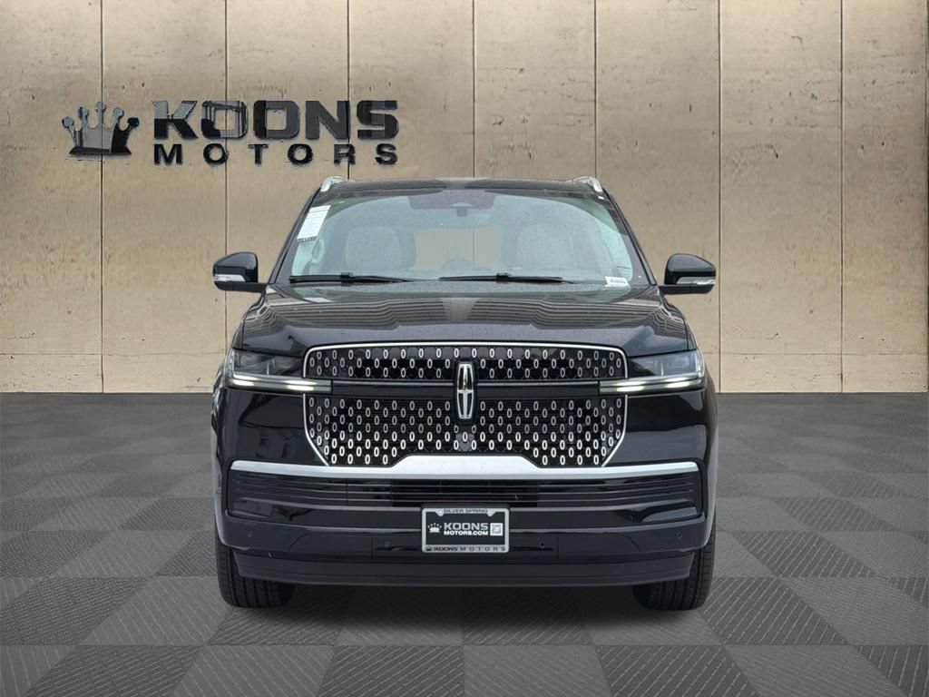 New 2026 Lincoln Navigator L Reserve AWD/4WD image 3