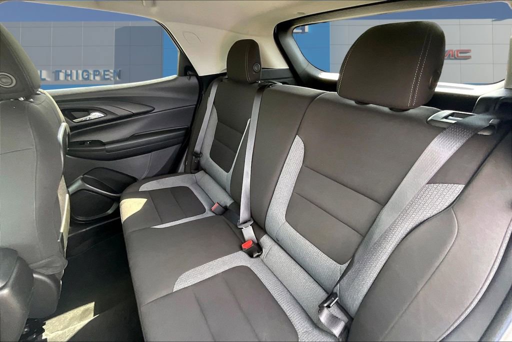 Used 2025 Chevrolet TrailBlazer LT w/ Driver Confidence Package AWD/4WD image 22