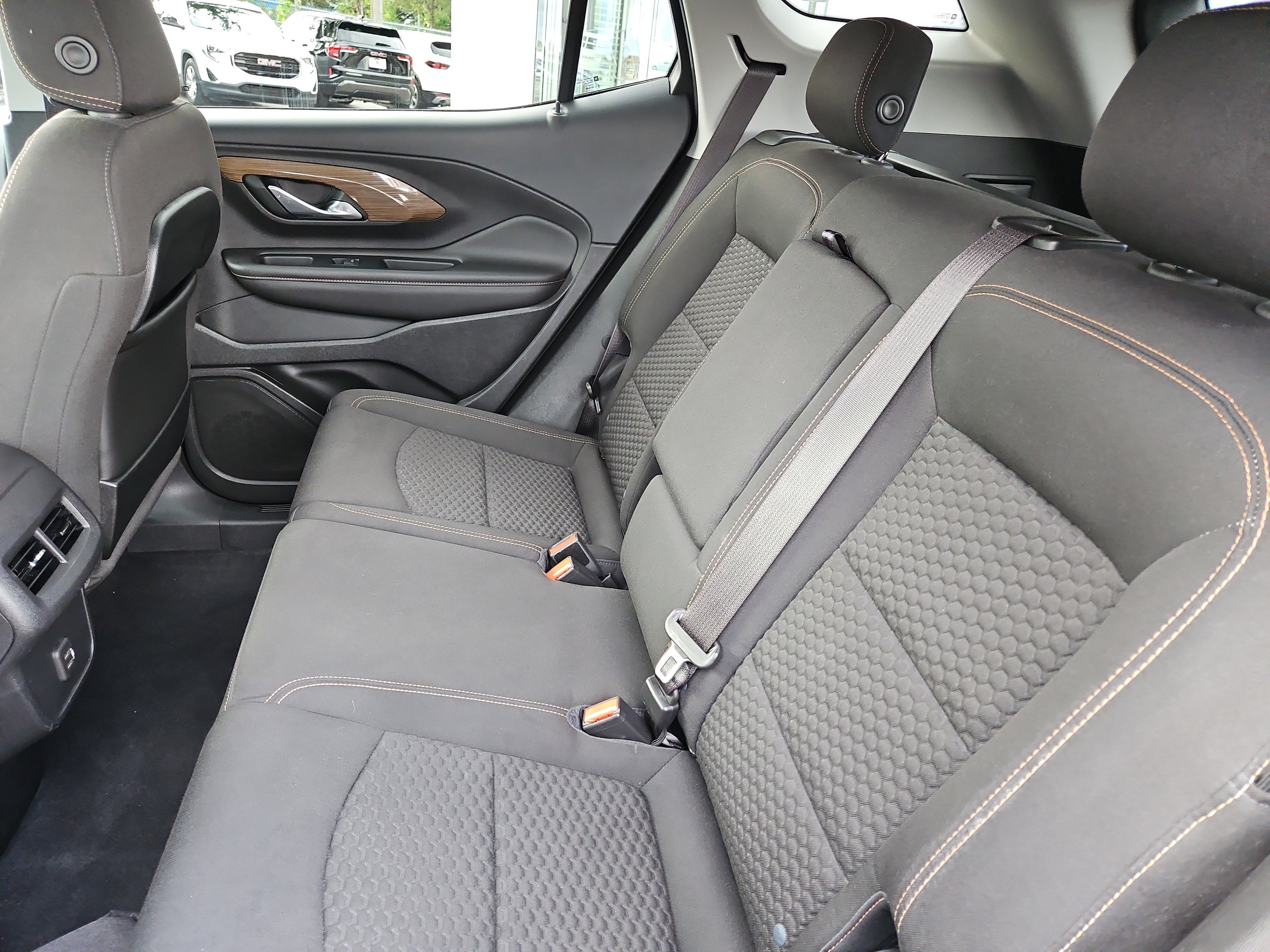 Used 2020 GMC Terrain SLE w/ Driver Convenience Package image 12