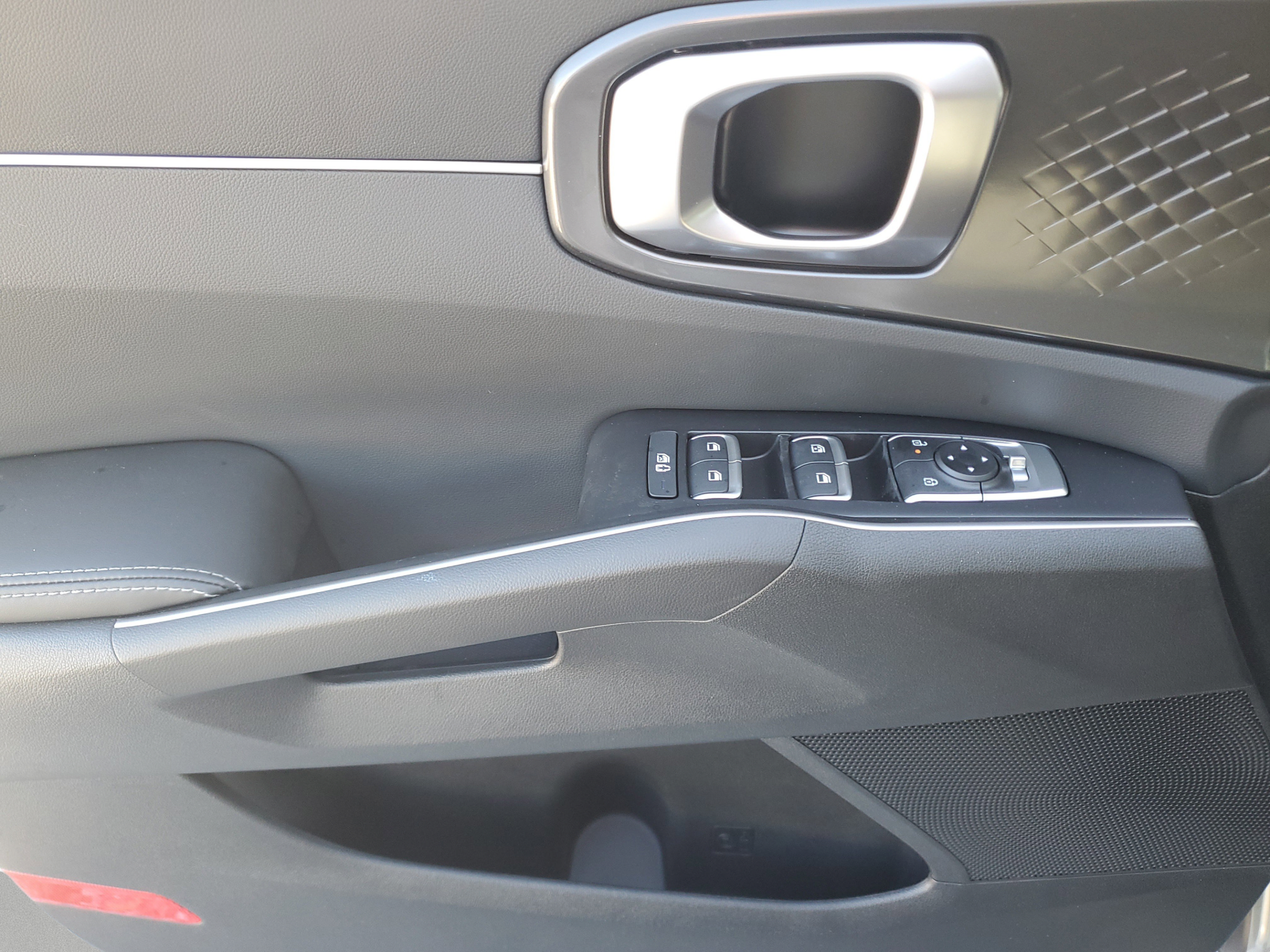 New 2026 Kia Sorento LX FWD image 14