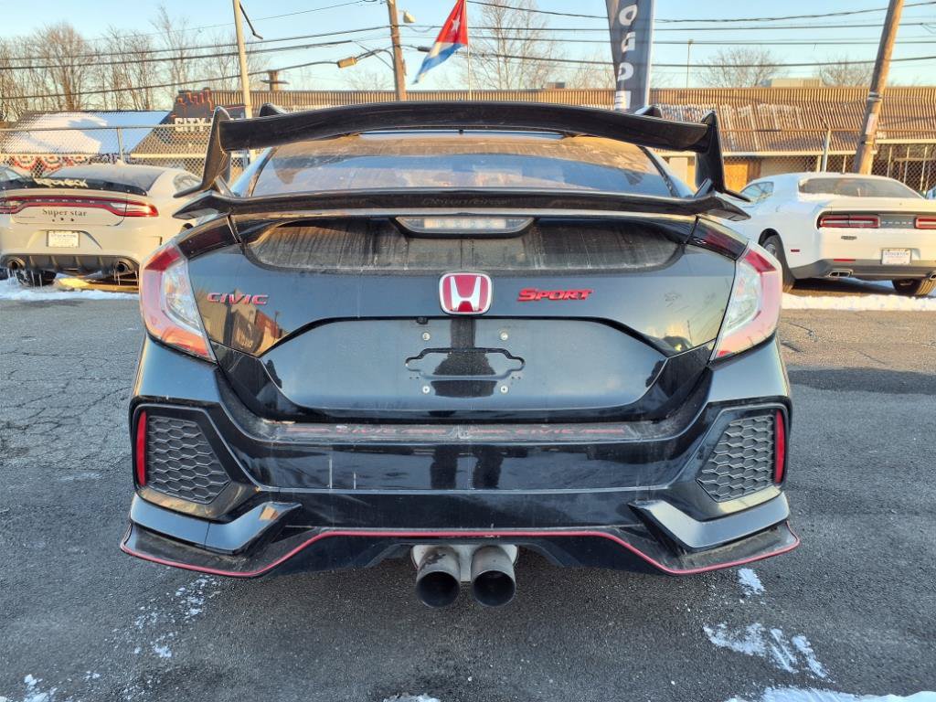 Used 2018 Honda Civic Sport image 5