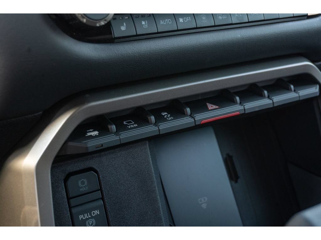 New 2026 Toyota Sequoia Platinum AWD/4WD image 27
