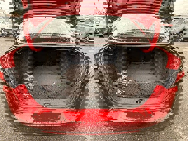 New 2025 Nissan Versa SR w/ Trunk Package image 14