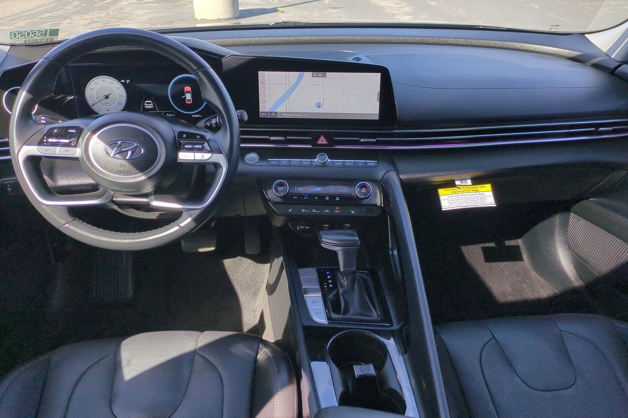 Used 2022 Hyundai Elantra Limited w/ Cargo Package image 22
