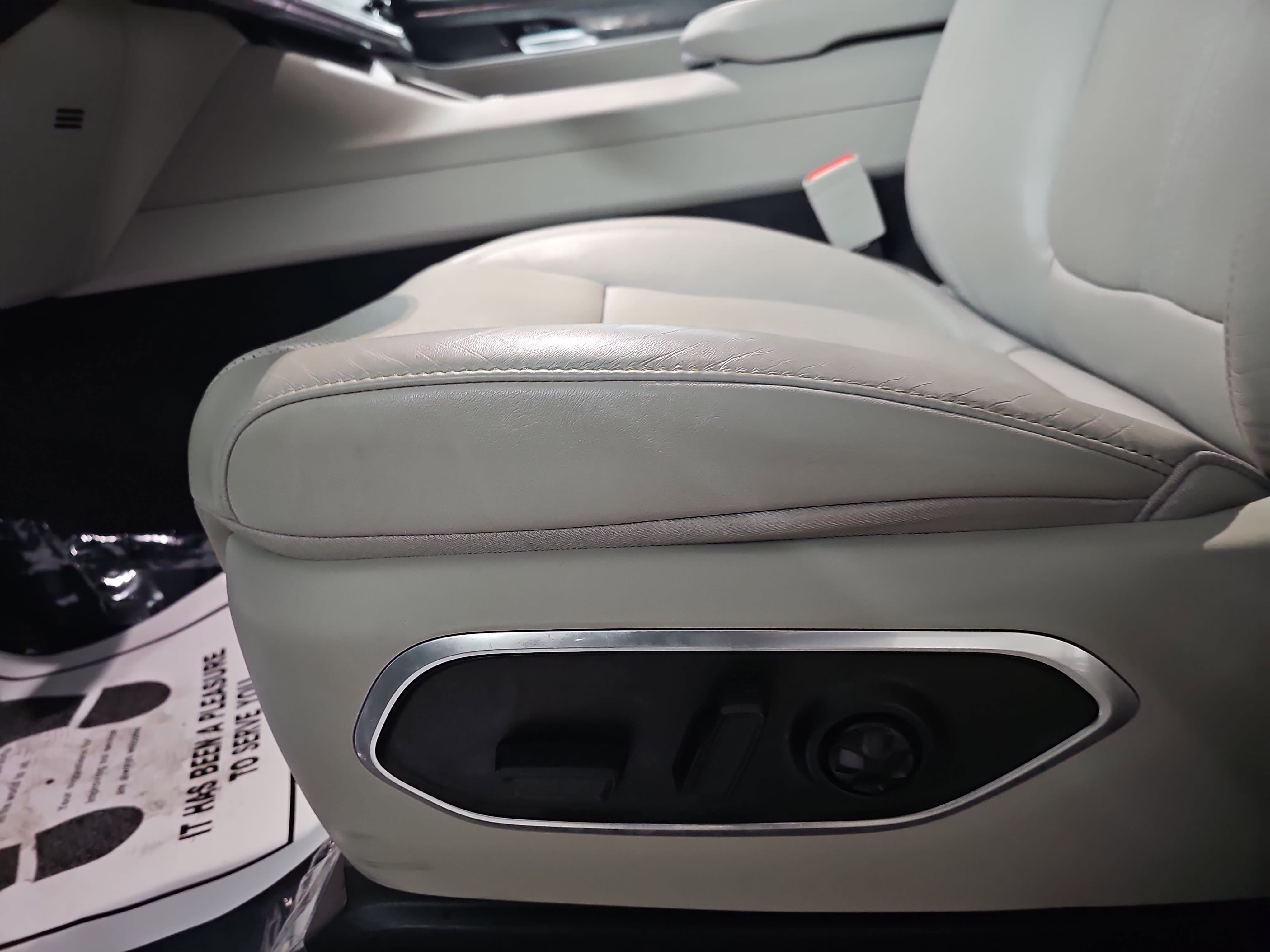 Used 2024 Jeep Wagoneer Series III image 31