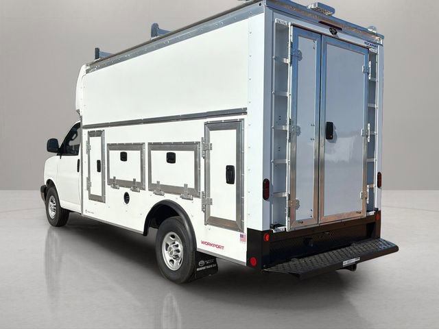 New 2025 Chevrolet Express 3500 w/ Power Convenience Package RWD image 3