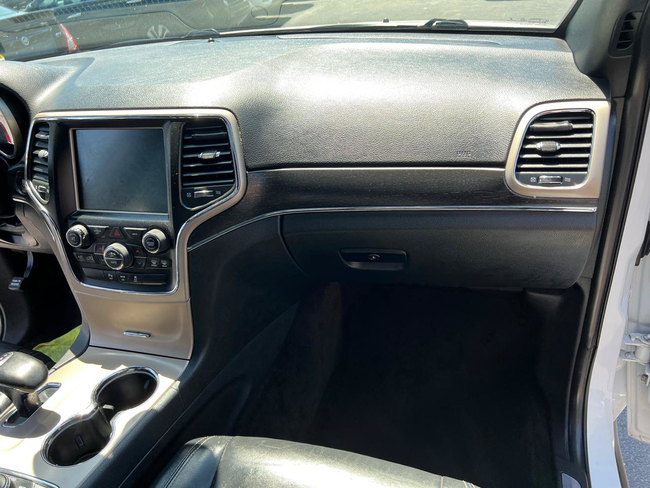 Used 2015 Jeep Grand Cherokee Limited AWD/4WD image 34