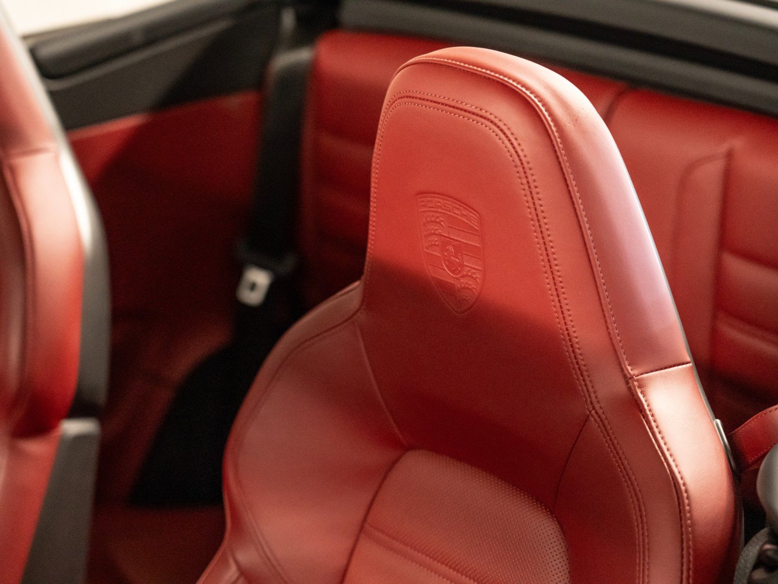 Certified 2021 Porsche 911 Turbo S AWD/4WD image 25