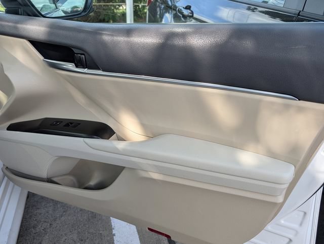 Used 2024 Toyota Camry LE FWD image 30
