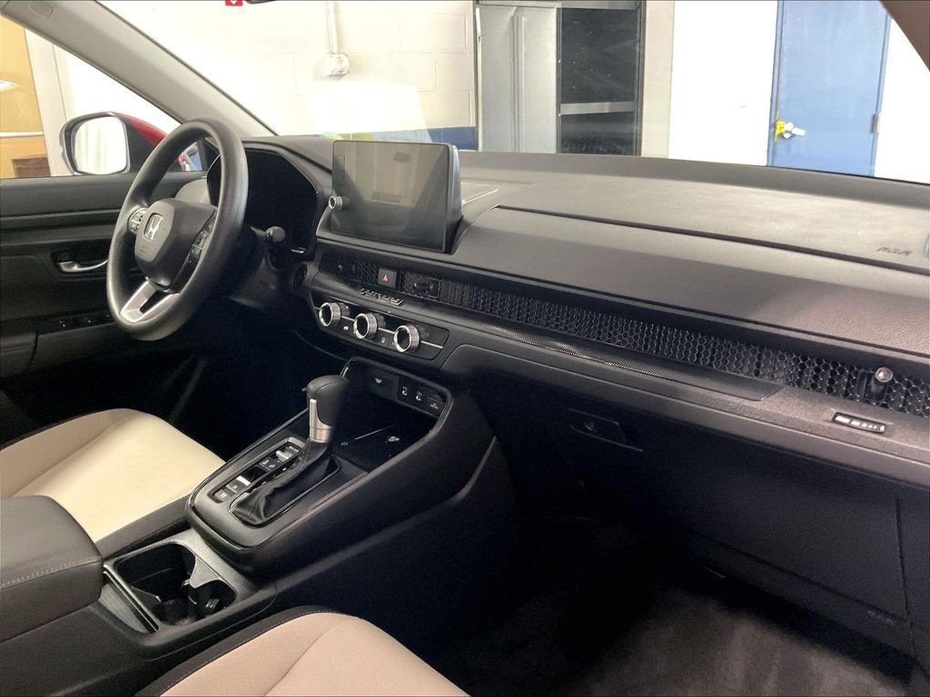 Used 2026 Honda CR-V LX image 14